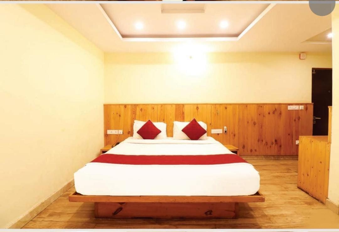 Hotel Royal Orbit Bangalore Eksteriør billede