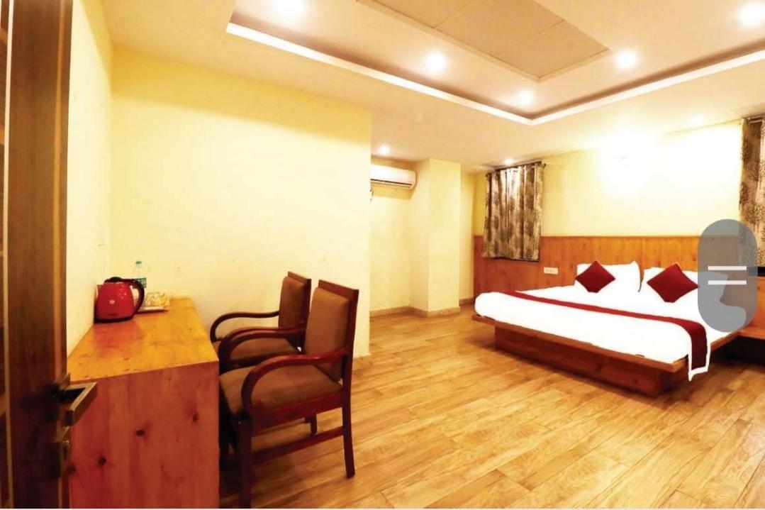 Hotel Royal Orbit Bangalore Eksteriør billede